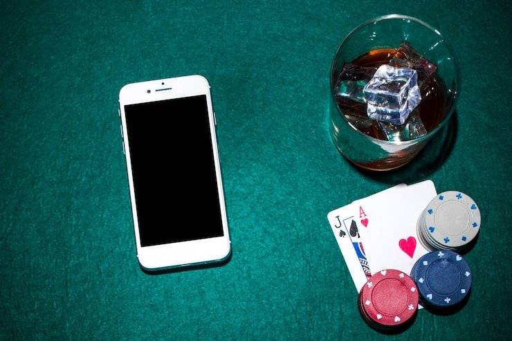 Layar pembayaran aplikasi hongkong lotto menampilkan opsi DANA, OVO, GoPay, dan QRIS